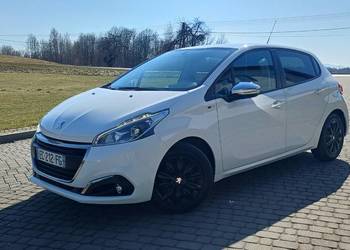 Peugeot 208 1.2 82KM