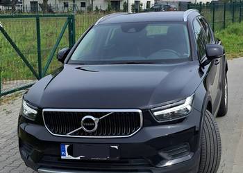 VOLVO XC40 Momentum Pro D3 AWD