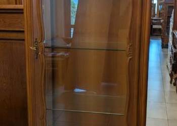 Bardzo piękna orzechowa witryna ludwikowska-sklep Dąbrowa Górnicza