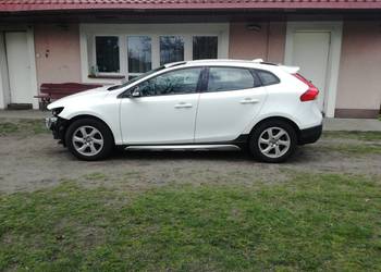 Pas przedni volvo v 40 2014 rok do naprawy