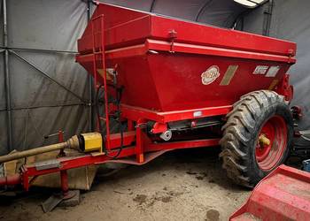 Bredal rozsiewacz wapna / nawozu – solidny, sprawny