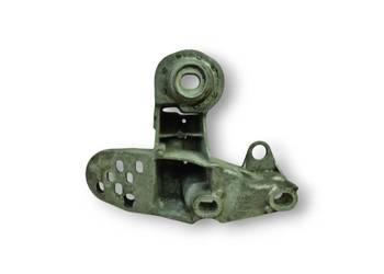 ŁAPA WSPORNIK SILNIKA LEWA AUDI A4 B6 AUDI A6 C5 VW PASSAT B5 FL 8E0199351