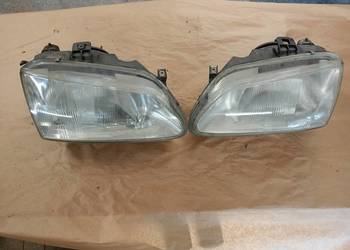 Lampy przednie Ford Escort komplet
