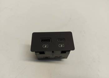 Nissan X-TRAIL T33 IV 2023r Gniazdo złącze USB 253316UA0B