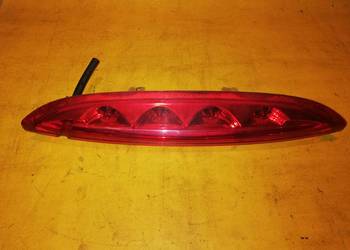 światło stop z klapy tył Peugeot 208 r.12-19 3D 5D