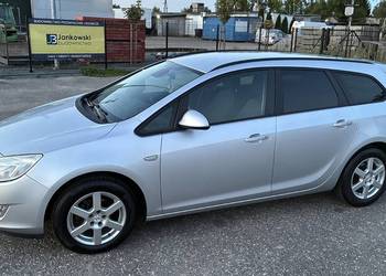 OPEL ASTRA J 1,6 benzyna klima temp alu mega warto RAPORT po dużym serwisie