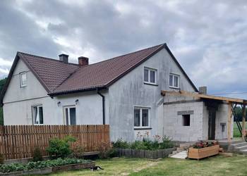 Siedlisko Wraz z Gospodarstwem Rolnym