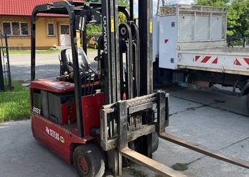 Wózek widłowy elektryczny 3 kołowy Daewoo b15