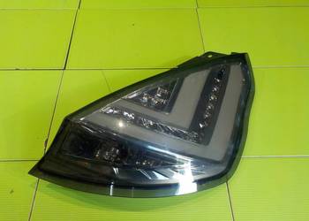 FORD FIESTA MK7 09r HB 5D lampa prawa tyl