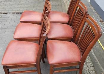 Krzesła dębowe ze skórzanym siedziskiem. 6 sztuk