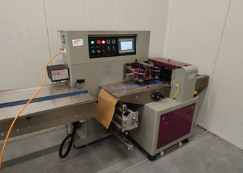 Maszyna pakująca typu FLOWPACK automatyczna 350X TC20 3 serwomotory, przen…