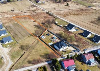 Piękna działka 3650m2 Brynica 9km od Kielc WZ budowlana ,,kanalizacja