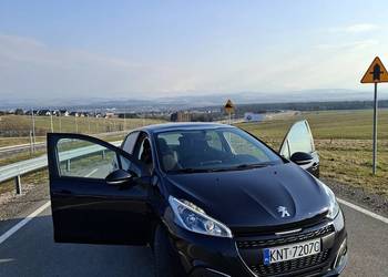 Peugeot 208 Allure Premium | 1.2 PureTech | Panorama | Kamera | Salonowy