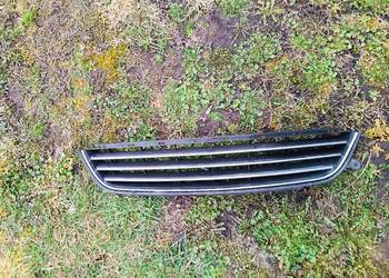Atrapa grill zderzaka Opel Zafira B