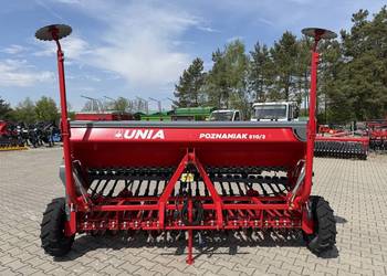 Mechaniczny siewnik zbożowy Poznaniak 510/3 talerzowy Unia. Od ręki.