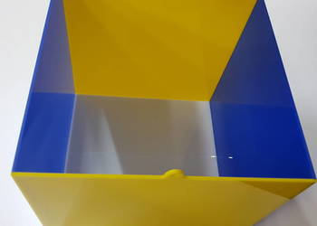 GABLOTA pleksi żółto-niebieska 40x40x40 cm 3mm EMPLAST