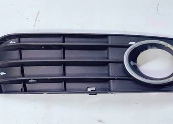 KRATKA ZDERZAKA PRAWA AUDI A4 B8 8KD807682