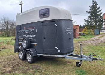 Przczepa do przewozu koni