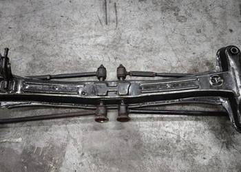 Tylna belka sanki wózek zawieszenia toyota camry xv10 III 92-96