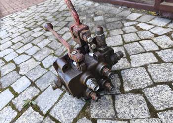 Rozdzielacz Hydrauliczny Kockums Kokums LKT Hydrauliki Ciągnik Leśny Zrywko