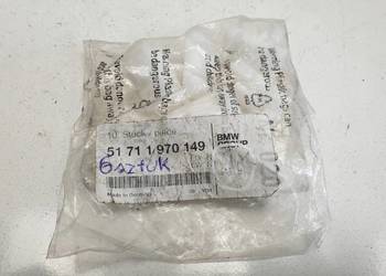 BMW E31 840 850 i KLAMRA SPINKA MOCOWANIE LISTWY