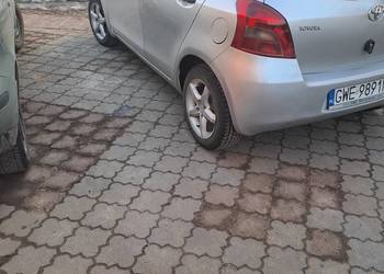 Sprzedam toyotę yaris
