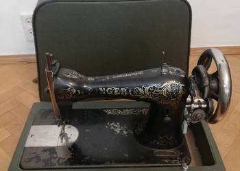 Maszyna do szycia Singer w walizce