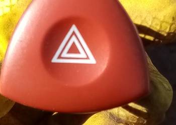 Włączmik świateł awaryjnych renault laguna 2