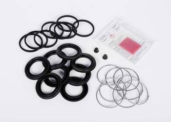 TOYOTA Land Cruiser Zestaw naprawczy tarczy hamulcowej przod 04478-60050 OE