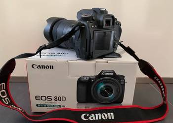 Canon EOS 80D z 4 obiektywami - idealny zestaw podróżny.