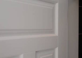 Drzwi drewniane wewnętrzne jesion białe