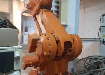 Robot przemysłowy ABB IRB4400