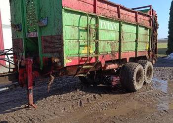 Rozrzutnik obornika Unia TYTAN 10 PLUS