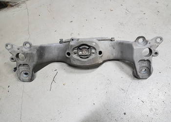 AUDI A4 B6 B7 2.0 TSI PODPORA SKRZYNI PODUSZKA TYLNA 8E0399263 8E0399115F
