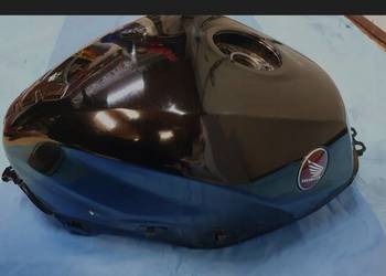 Honda VFR 800 F zbiornik paliwa bak