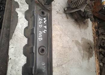 VW T4 TRANSPORTER 2,4 D pokrywa zaworów wlew oleju