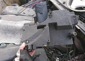 Citroen C5 2006 obudowa skrzynki bezpieczników