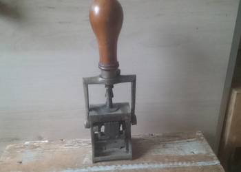 Stempel mosiężny