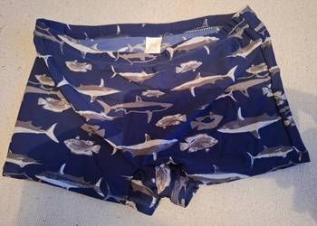 Kąpielówki męskie w rozmiarze S , 8-9.