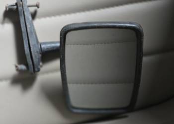 Lusterko Trabant