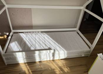 Łużko dziecięce domek z materacem 180x80