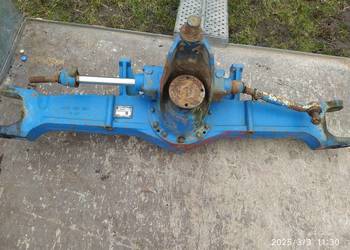Ford / New Holland przedni most zwolnica  polos