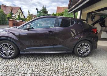 Pierwszy właściciel - Toyotę C-HR HSD  1.8 HYBRID 122KM EXECUTIVE