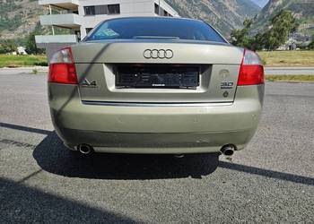 LY1X Audi A4 B6 sedan zderzak tył na 2 rury wydechowe V6 2.4 2.5 3.0 PDC