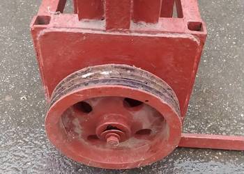 Wyciąg obornika linowy do obornika przekładnia silnik Wyciąg obornika linowy do obornika przekładnia silnik