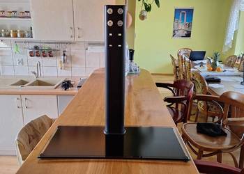 Podstawa do telewizora