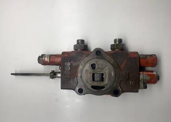 RC401-70130 Sekcja hydrauliczna Kubota KX 91-2,KX121-2,KX161-2