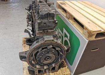 Głowica silnika Massey Ferguson 8670 {Agco Power Sisu 84CTA-