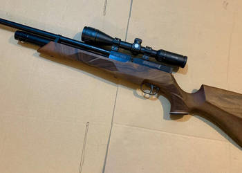 Wiatrówka PCP Weihrauch HW 100 4,5mm + Luneta Hawke Vantage 4-12X40 ZESTAW