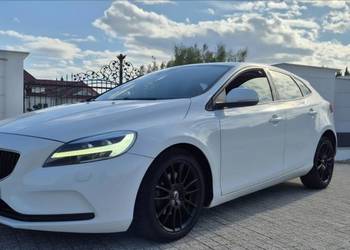 Volvo V40 2016R Virtual Cockpit